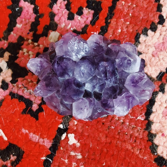 Amethyst Cluster / Raw Amethyst Chunk - Picture 6 of 6